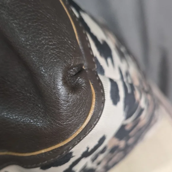 Coach Carryall Black and Brown Shoulder BagEUC